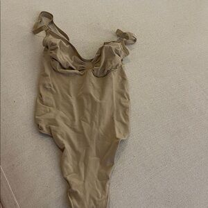 Skims seamless sculpt thong bodysuit